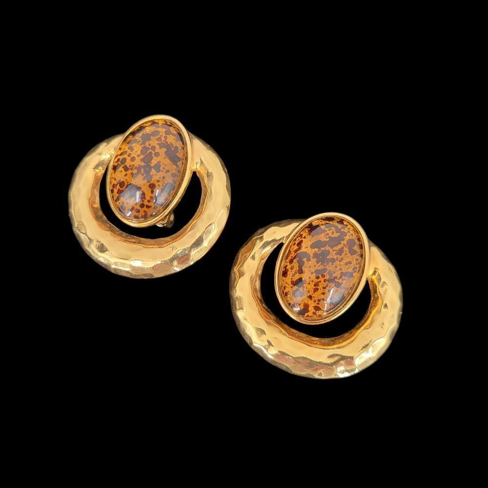 Vintage Elegant Gold Toned Faux Amber Doorknocket Clip On Earrings